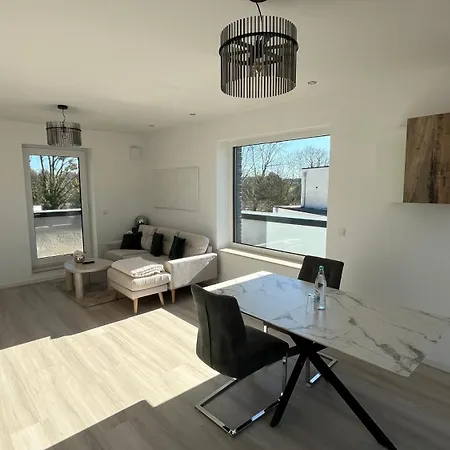 Stilvoll Wohnen Nahe Duesseldorfer Messe Appartement