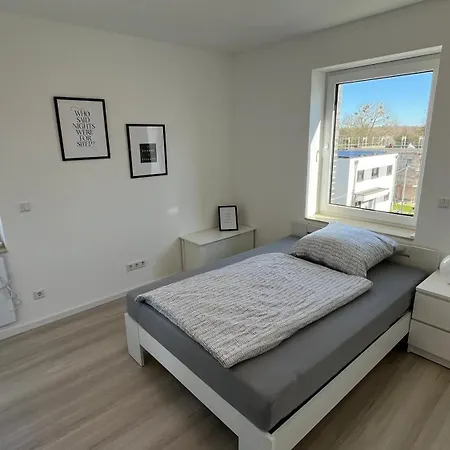 Neue Und Modische Im Duisburger Sueden * Duisburg